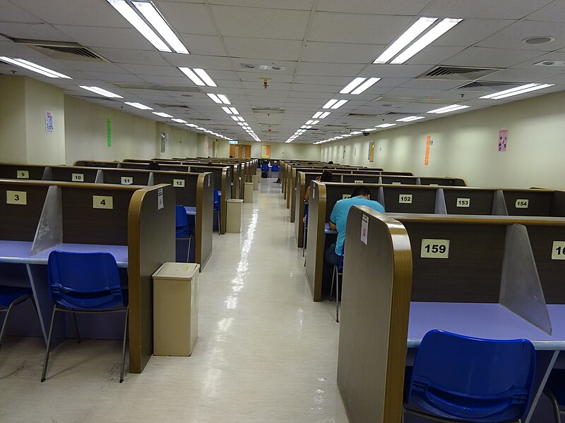 File:HK 元朗政府合署 Yuen Long Government Offices 元朗公共圖書館 自修室 Public Library Study Room June 2016 DSC 002.jpg