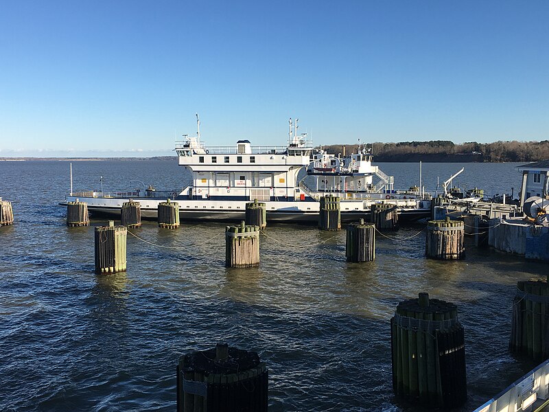 File:Jamestown-Scotland Ferry, Virginia.jpg