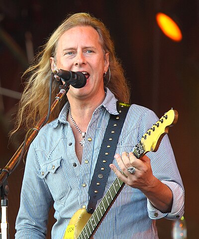 Jerry Cantrell Net Worth, Biography, Age and more