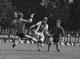 <span class="mw-page-title-main">Kees Zwamborn</span> Dutch footballer (born 1952)