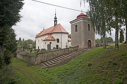 Kostel sv. Maří Magdalény Jeřice - kostel a zvonice.JPG