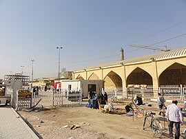 باحة المسجد خلال إعادة الإعمار