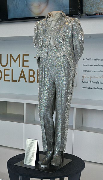 File:LIBERACE C (14832510515).jpg