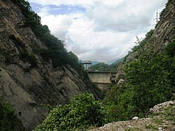 Lajanura Dam (G.N. 2009).jpg
