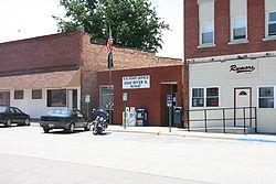 Post office on the main road of Leaf River Leaf River, IL Post Office.JPG