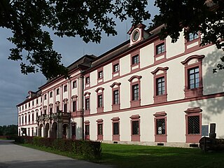 Fränkisch-Böhmisches Adelsgeschlecht Schwarzenberg: Historischer Überblick, Wappen, Archiv