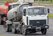 Беларуская: Грузавік МАЗ. Мінск, Беларусь English: MAZ truck transporting raw cement (not concrete). Minsk, Belarus Русский: Грузовой автомобиль (цементовоз) МАЗ. Минск, Беларусь