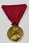 Medal for Bravery Kingdom of Serbia obverse.jpg