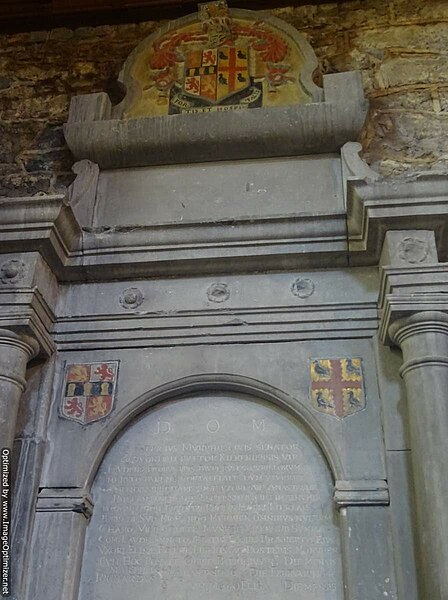 File:Memorial, Kilkenny.jpg