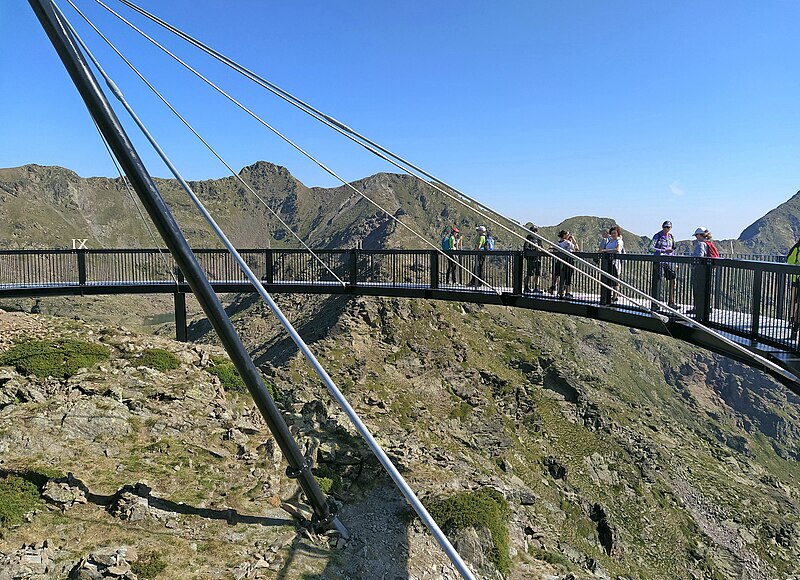 File:Mirador solar de Tristaina (5).jpg