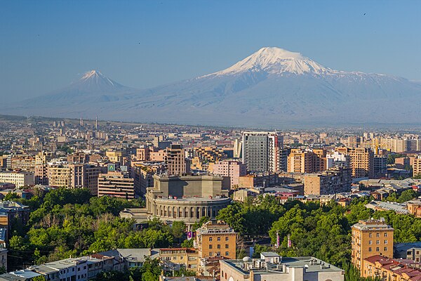 Image: Mount Ararat and the Yerevan skyline (June 2018)