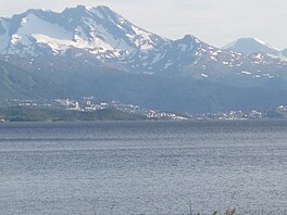 Narvik seen from Bjerkvik.JPG
