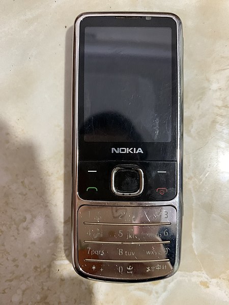 File:Nokia 6700 Classic.jpg