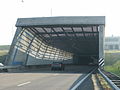 Portal des Noord-Tunnels der A15 bei Alblasserdam