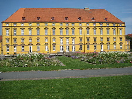 OSSchlossOsnabrückvomGarten2008