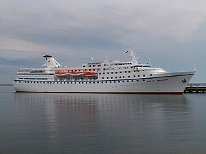 Ocean Majesty arriving in Tallinn 24 May 2017.jpg