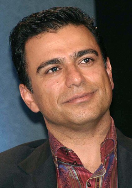 File:Omid Kordestani Web 2.0 conference 2005 (cropped).jpg