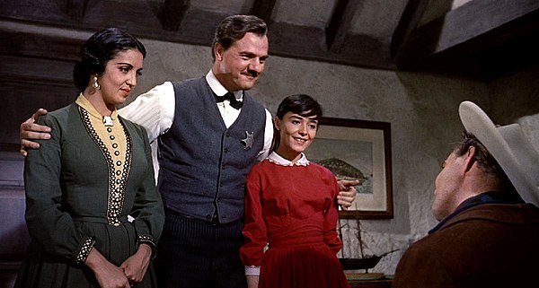 Malden hugging actresses Pina Pellicer (right) and Katy Jurado (left) while they stare at Marlon Brando in One-Eyed Jacks (1961)