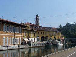 A view of the town near the Naviglio Grande۔