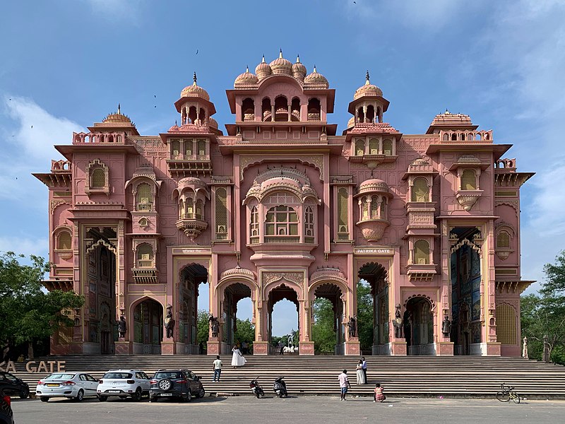 File:Patrika Gate Jawahar Circle Jaipur 2022-07.jpg