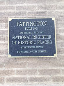 Pattington Apartments historical plaque, February 2014 Pattington marker.jpg