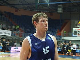 Illustrasjonsbilde av artikkelen Paul Miller (basketball)