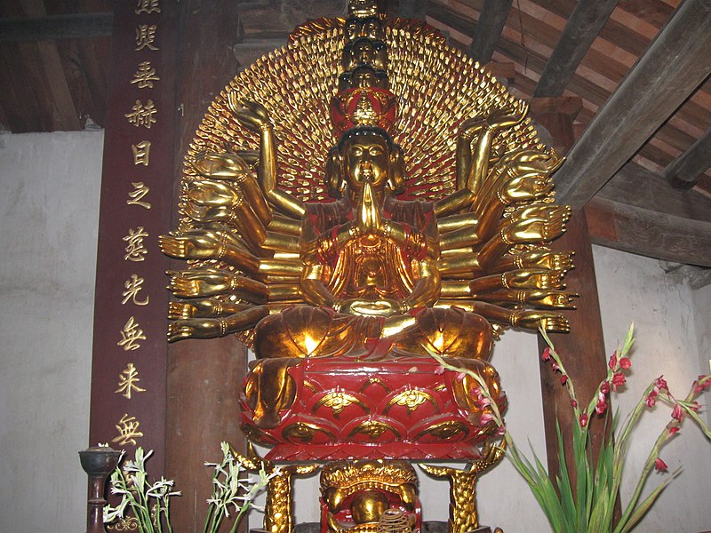 File:Phat ba nghin mat ngin tay.jpg