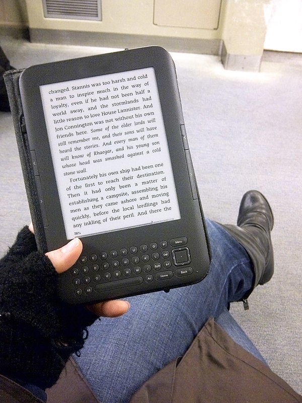 Reading an e-book on a third-generation Kindle