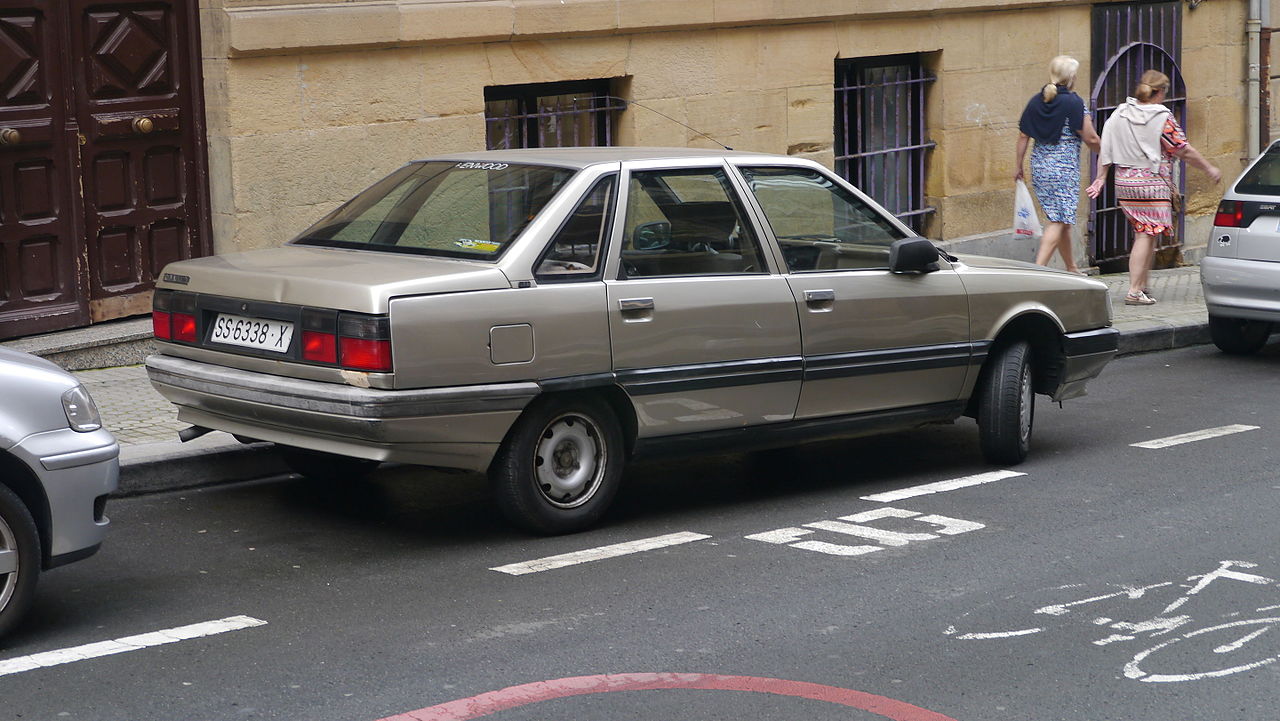 File:Renault 21 TXE (22438244733).jpg - Wikimedia Commons