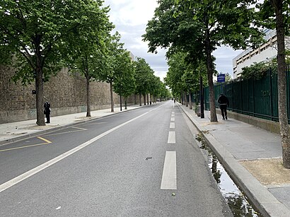 Comment aller à Rue Jean Cocteau en transport en commun - A propos de cet endroit