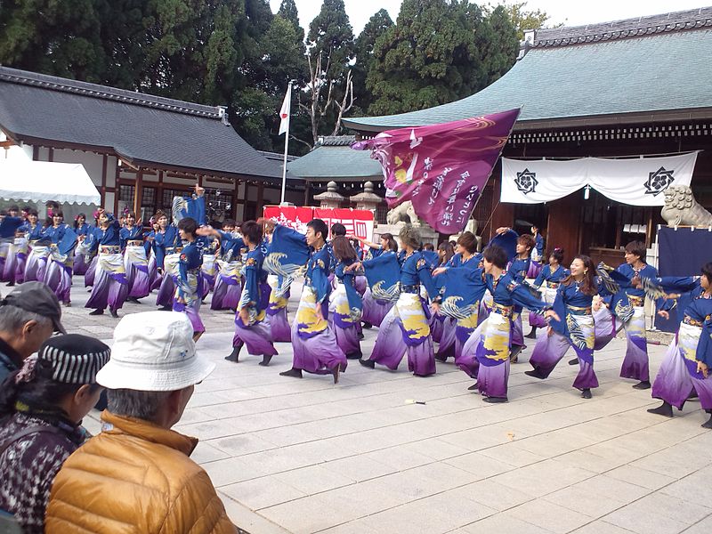 File:Ryôzengokoku-jinja Shintô Shrine - Ryôma-Yosakoi1.jpg