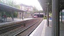 Blick von den Bahnsteigen zu den Mainzer Eisenbahntunneln