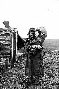 Sami reindeer herder Ellen Sara holding her baby sister Berit, Alaska, circa 1906 (AL+CA 57).jpg