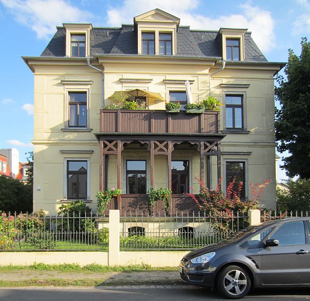 File:Sebastian-Bach-Straße 5 09-2012.jpg