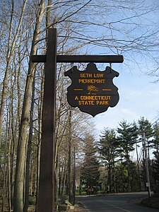 Village sign of Seth Low Pierrepont State Park