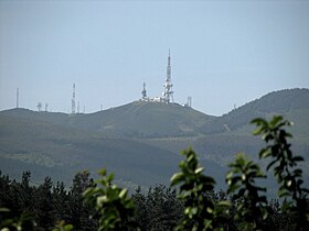 Communicatieantennes op de top van de Sollube.