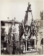 Sommer, Giorgio (1834-1914) - Verona, Tomba dei scaligeri - n. 6708.jpg