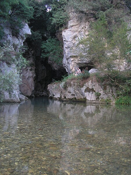 File:Sorgenti del fiume Sammaro - Roscigno - Sacco - Parco Nazionale del Cilento e del Vallo di Diano.JPG