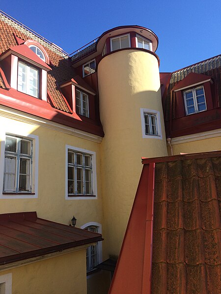 File:Tallinn (34005502700).jpg