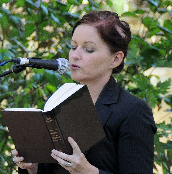 File:Tanis Rideout - Eden Mills Writers' Festival - 2012 (DanH-3951) (cropped).jpg