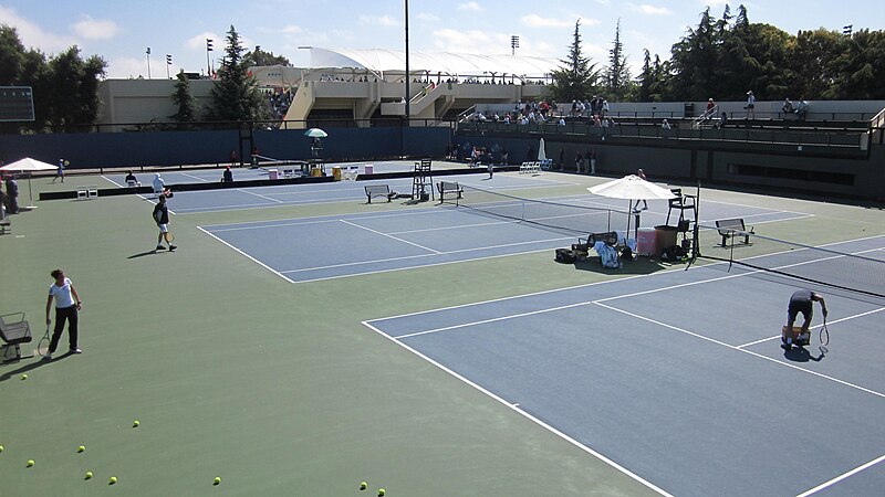 File:Taube Tennis Center courts 2.JPG