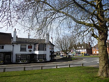 File:The_Red_Lion_Inn_seen_across_Royal_Lane_(geograph_5707203).jpg