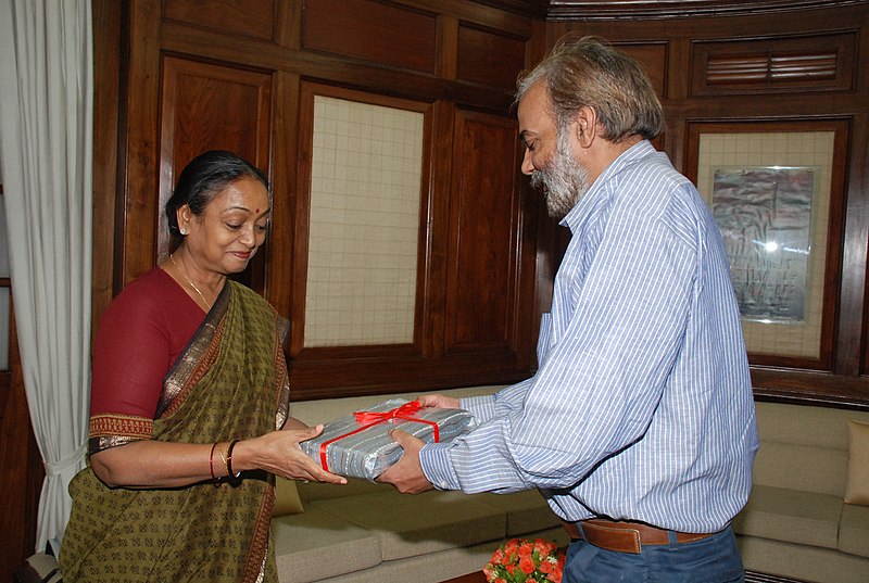 File:The Speaker, Lok Sabha, Smt. Meira Kumar being presented a book titled, “Dalit Assertion in Society, Literature and History” published by the Deshkal Society, in New Delhi on May 19, 2010.jpg