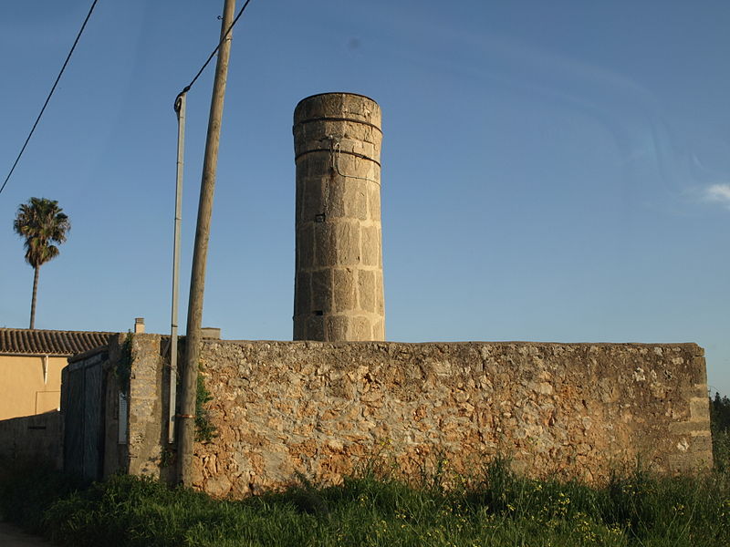 File:Torre de Molí redona.JPG