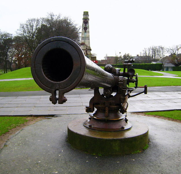 File:U-19 gun Ward Park Bangor muzzle view geograph.org.uk 646190 0ef7340d-by-Ross.jpg