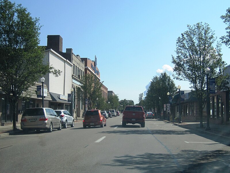 File:US 11 nb-PA 93 sb in Berwick, July 2023.jpg