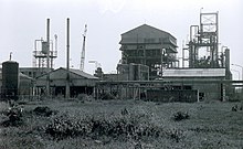 Union Carbide pesticide factory, Bhopal, India, 1985.jpg