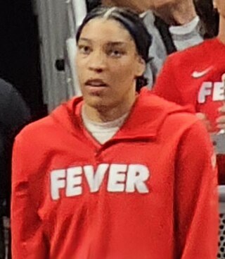 <span class="mw-page-title-main">Victaria Saxton</span> American basketball player (born 1999)