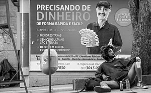 Бездомен мъж в Порто Алегре