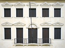 Villa Querini detail facade Mestre Venezia.jpg